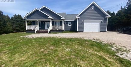 Mainland, NL Real Estate