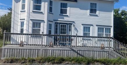 Bareneed, NL Real Estate